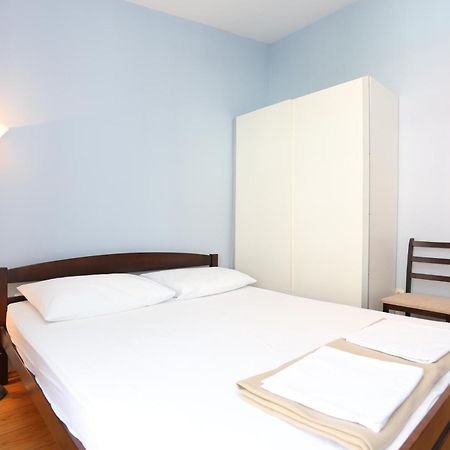 Apartments By The Sea Nemira, Omis - 17039 Tice Δωμάτιο φωτογραφία