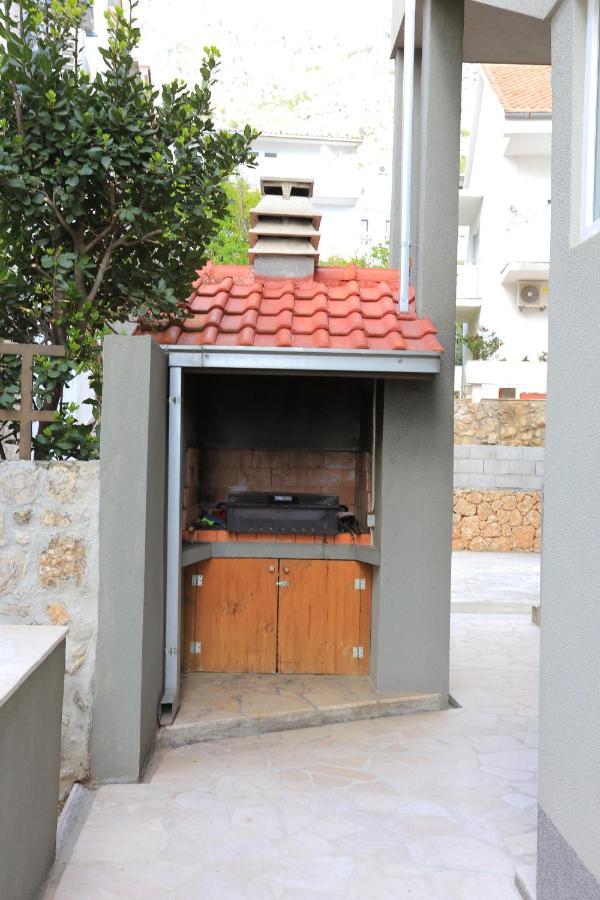 Apartments By The Sea Nemira, Omis - 17039 Tice Εξωτερικό φωτογραφία