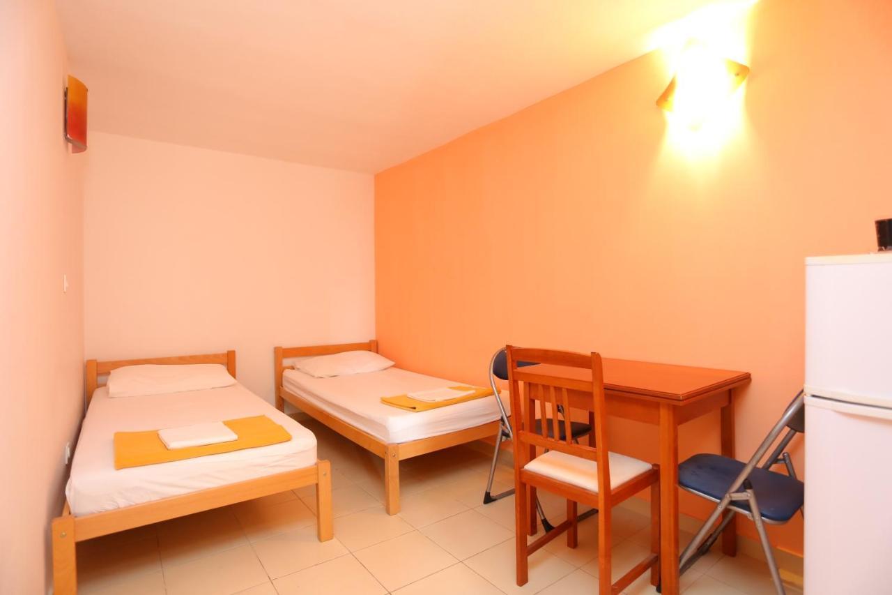Apartments By The Sea Nemira, Omis - 17039 Tice Εξωτερικό φωτογραφία