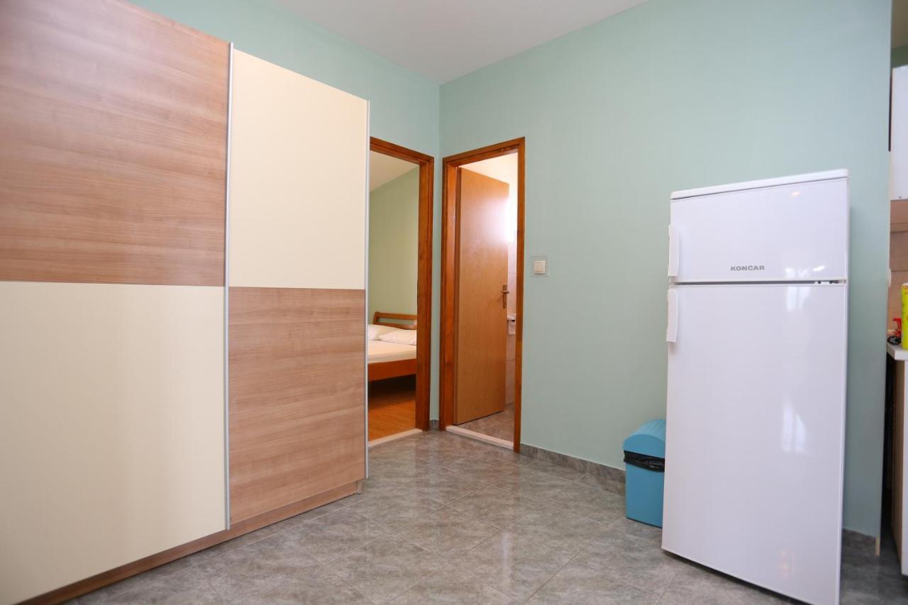 Apartments By The Sea Nemira, Omis - 17039 Tice Εξωτερικό φωτογραφία