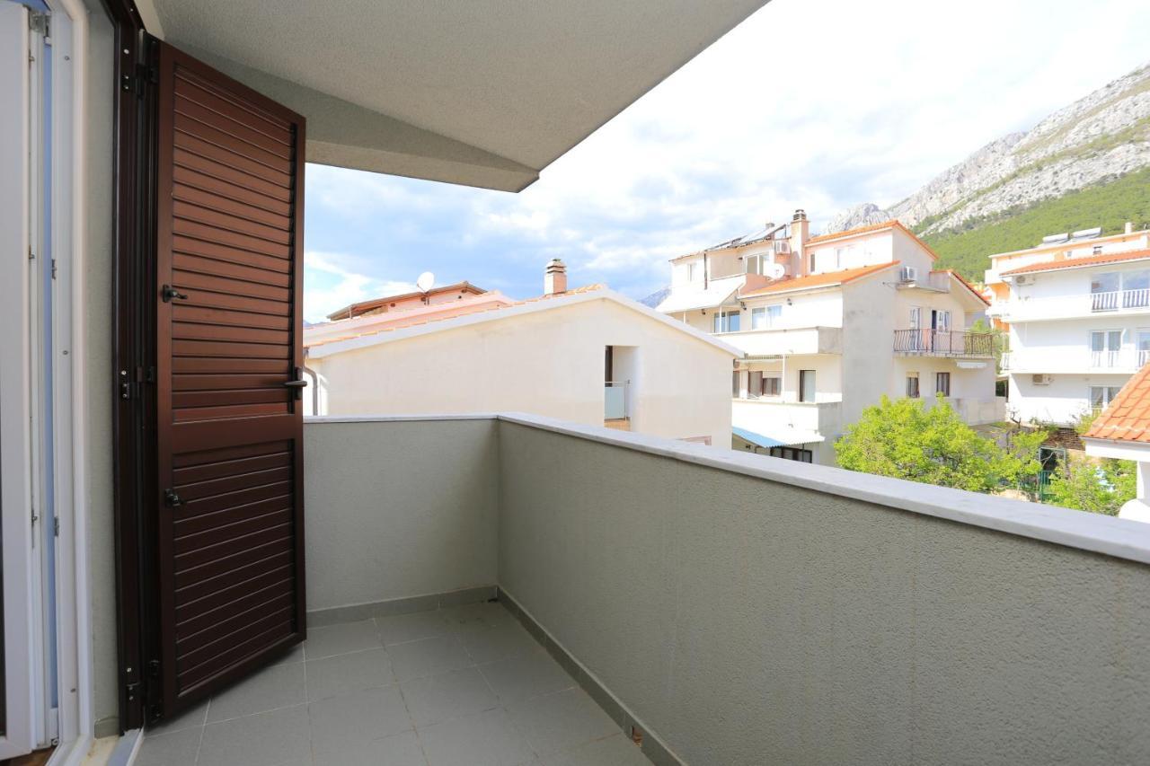 Apartments By The Sea Nemira, Omis - 17039 Tice Εξωτερικό φωτογραφία
